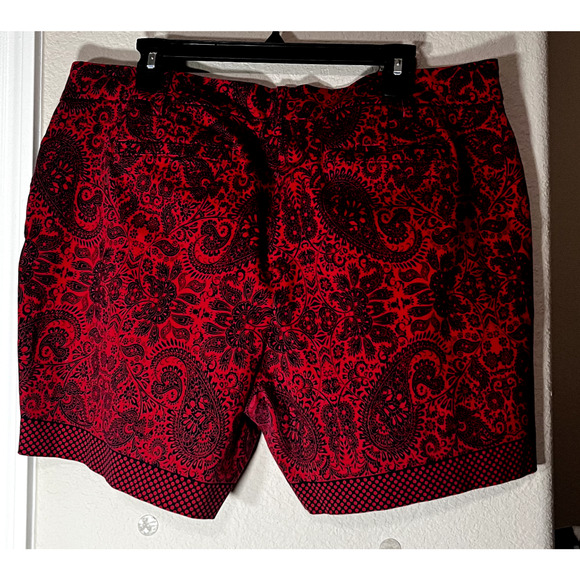Lands End Women's Red Shorts paisley polka dot Bandana print sz 16P - Picture 4 of 7